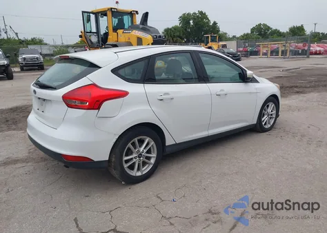 2016 Ford Focus Se z USA, uszkodzony, nr VIN 1FADP3K27GL219629